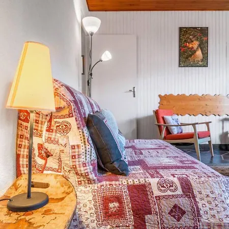 Apartment 1000